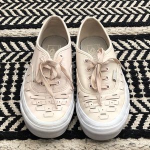 VANS ultra cush leather woven sneaker
